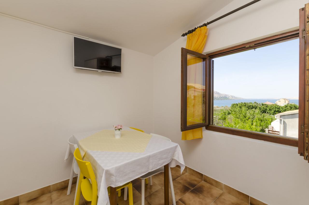 Apartments Spavalo Pag Town Bagian luar foto