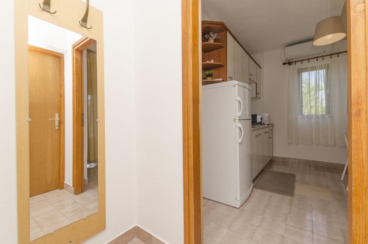 Apartments Spavalo Pag Town Bagian luar foto