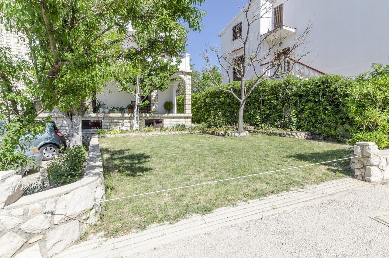Apartments Spavalo Pag Town Bagian luar foto