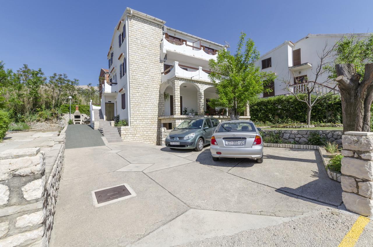 Apartments Spavalo Pag Town Bagian luar foto